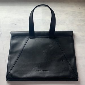 Janessa Leoné leather clutch
